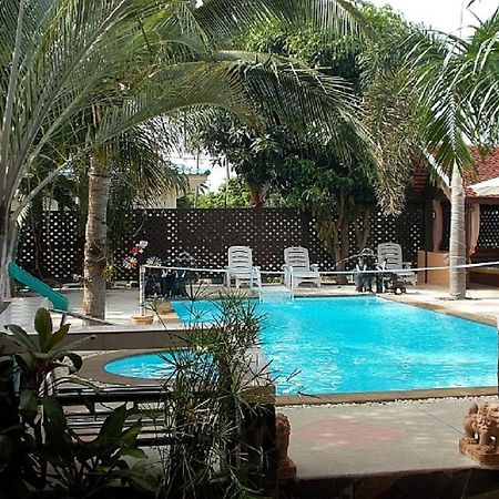 Bee Nat Garden Resort Bang Rak Beach  Bagian luar foto