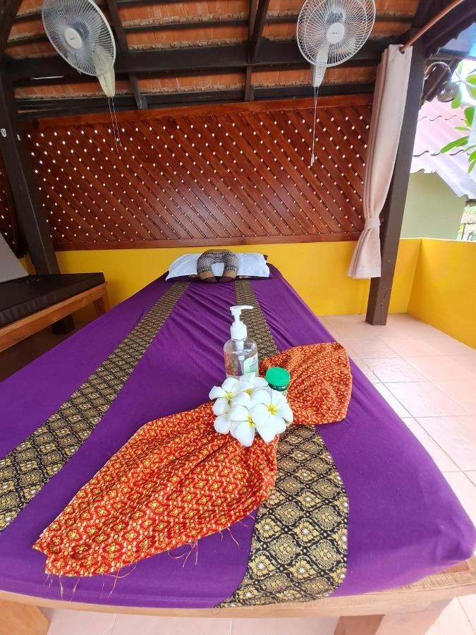Bee Nat Garden Resort Bang Rak Beach  Bagian luar foto
