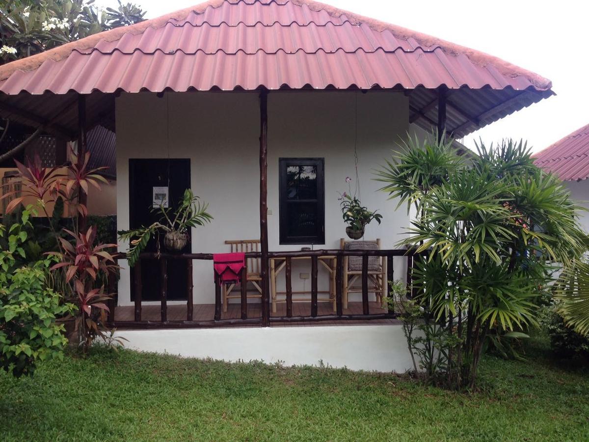 Bee Nat Garden Resort Bang Rak Beach  Bagian luar foto